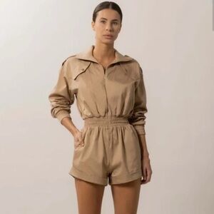 NEW NONChalant Revolve Jaci Zip Up Satin Utility Romper Tan Size Small